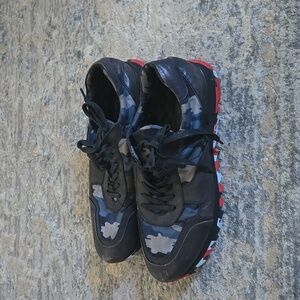 KARL LAGERFELD PARIS CAMO LEATHER Sneakers